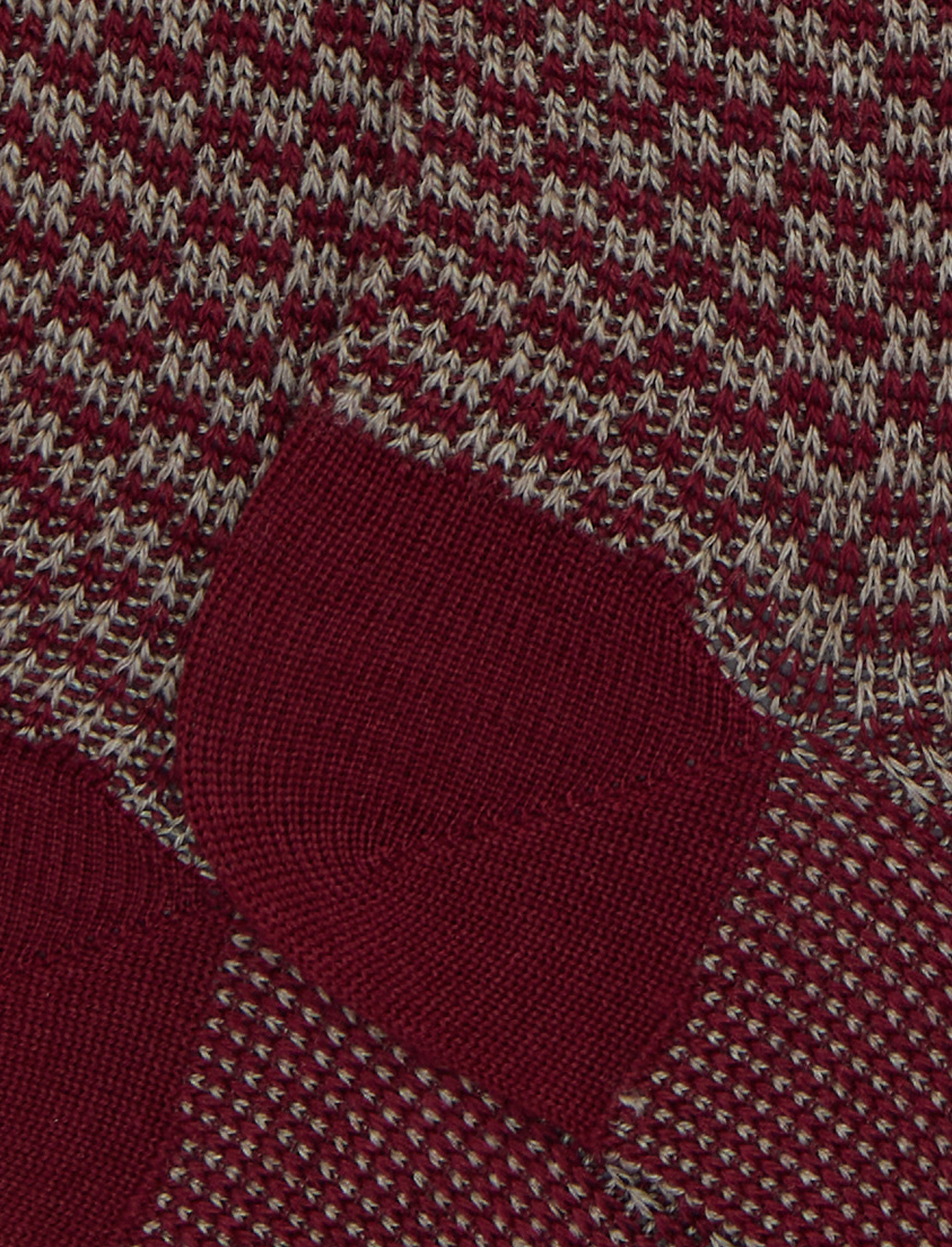 Calze lunghe uomo lana, seta e cashmere bordò fantasia trattini