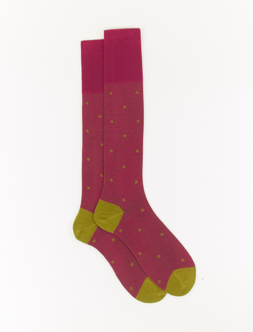Men's long ocean fuchsia cotton socks with polka dots on iridescent base - The New Dandy | Gallo 1927 - Official Online Shop