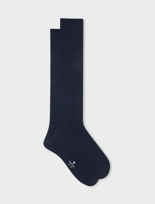 Men's long plain blue cashmere socks | Gallo 1927 - Official Online Shop