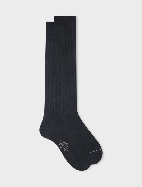 Men's long ribbed plain charcoal grey cotton socks - The Essentials | Gallo 1927 - Official Online Shop