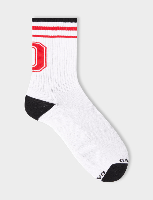 Unisex short sock in plain white cotton terry cloth with letter D. Individually sold. | Gallo 1927 - Official Online Shop