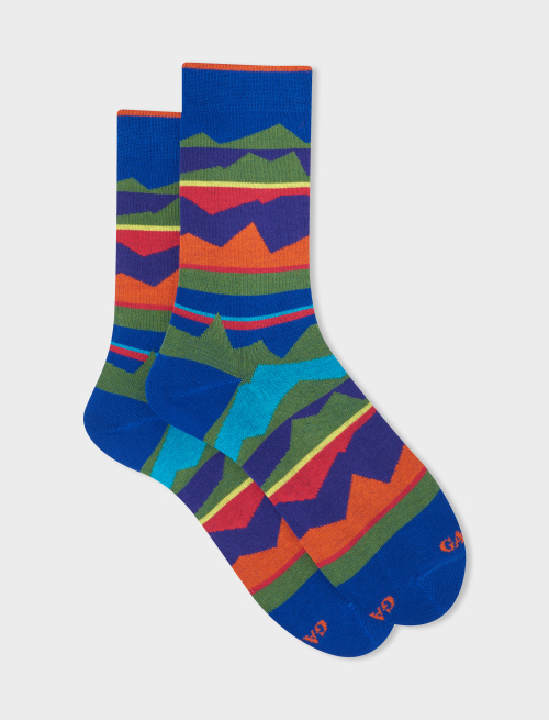 Men's short dark blue cotton socks with multicoloured mountain motif - Man | Gallo 1927 - Official Online Shop
