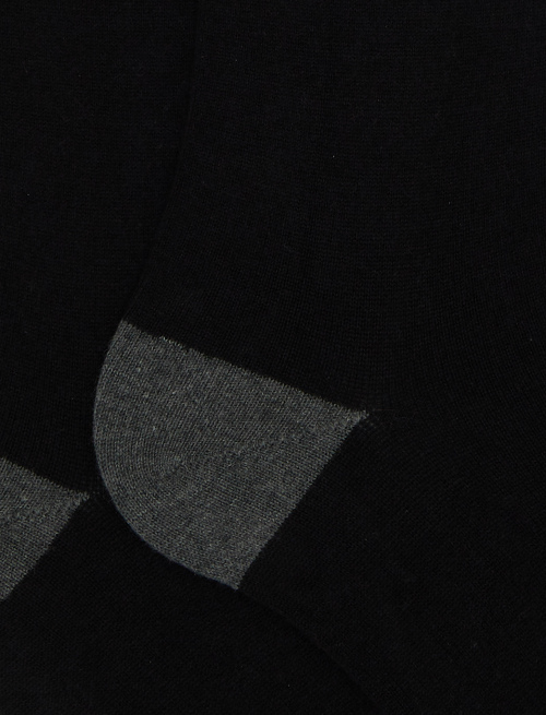 Women's long plain black cotton and cashmere socks with contrasting details - Woman | Gallo 1927 - Official Online Shop