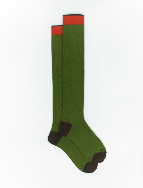 Men's long plain leaf green cotton and cashmere socks with contrasting details - The Essentials | Gallo 1927 - Official Online Shop