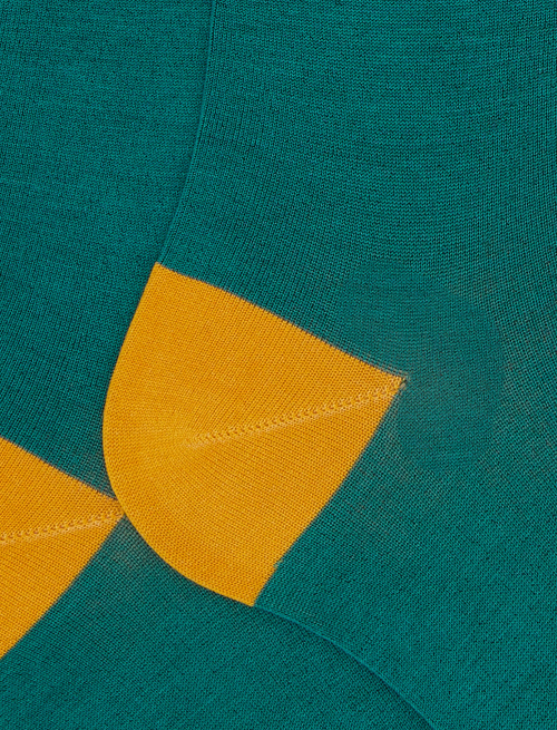 Calze lunghe uomo cotone tinta unita verde - Calze | Gallo 1927 - Official Online Shop