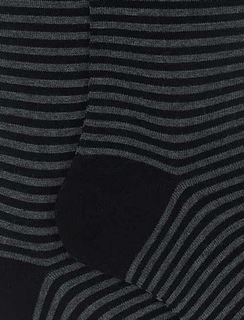 Calze lunghe uomo cotone nero righe windsor - Uomo | Gallo 1927 - Official Online Shop