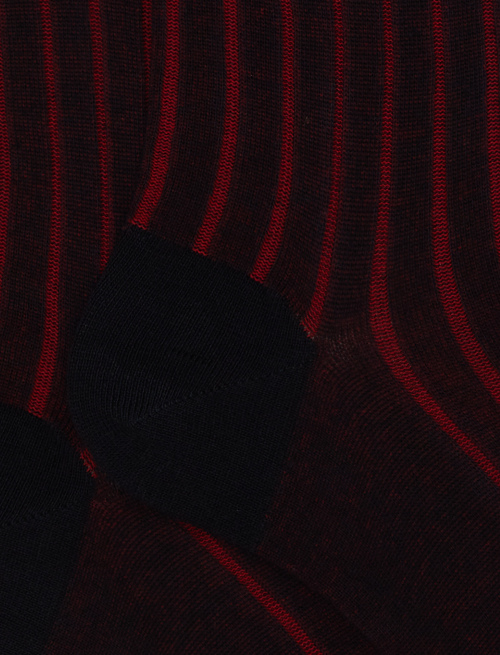 Men's long blue/red plated cotton socks with wide rib stitch - Special Selection | Gallo 1927 - Official Online Shop