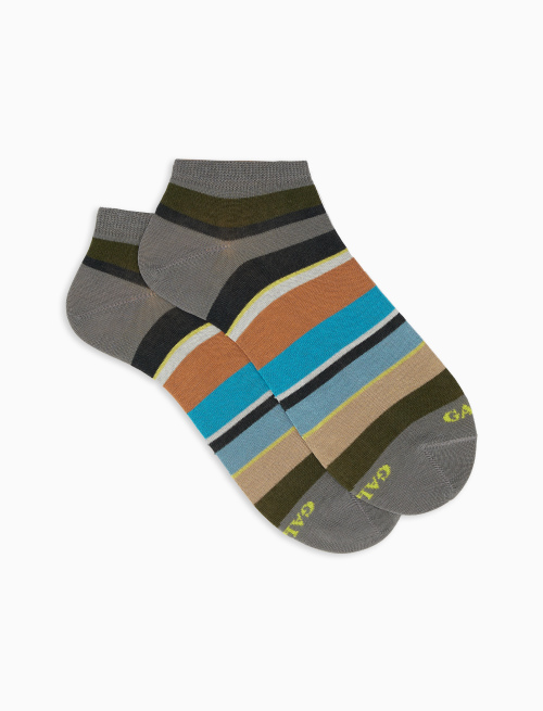 Men's stone grey light cotton ankle socks with multicoloured stripes - Invisible | Gallo 1927 - Official Online Shop