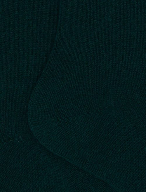 Women's long plain green cashmere socks - Socks | Gallo 1927 - Official Online Shop