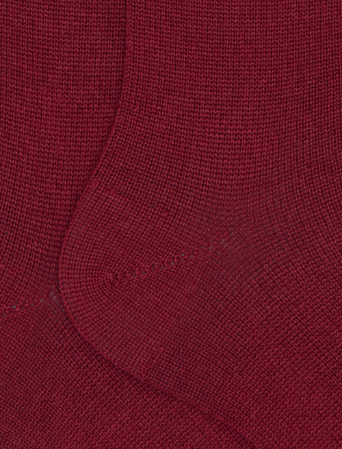 Women's long plain burgundy socks in wool, silk and cashmere - Woman | Gallo 1927 - Official Online Shop