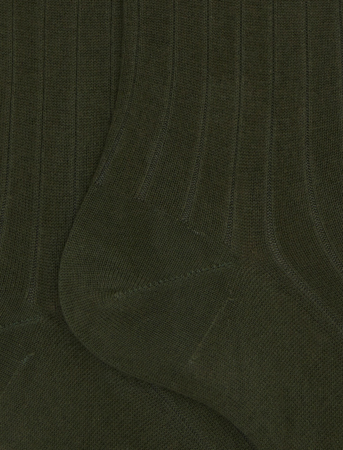 Men's long ribbed plain green cotton socks - Long | Gallo 1927 - Official Online Shop