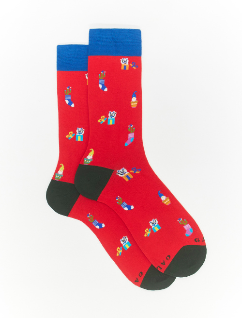 Men's short poppy red light cotton socks with Christmas motif | Gallo 1927 - Official Online Shop