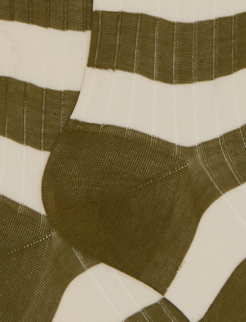 Men's long green ribbed cotton socks with two-tone stripe pattern - Bicolor | Gallo 1927 - Official Online Shop