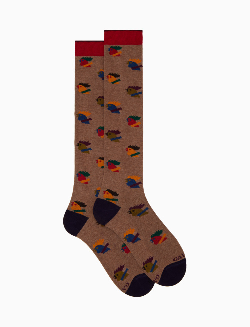 Men’s long brown cotton socks with multicoloured hen motif - Sales | Gallo 1927 - Official Online Shop