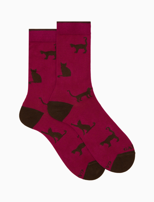 Women’s short fuchsia cotton socks with cat motif - Gift ideas | Gallo 1927 - Official Online Shop
