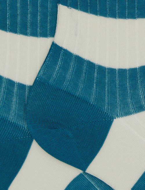 Women's short light blue ribbed cotton socks with two-tone stripe pattern - Bicolor | Gallo 1927 - Official Online Shop
