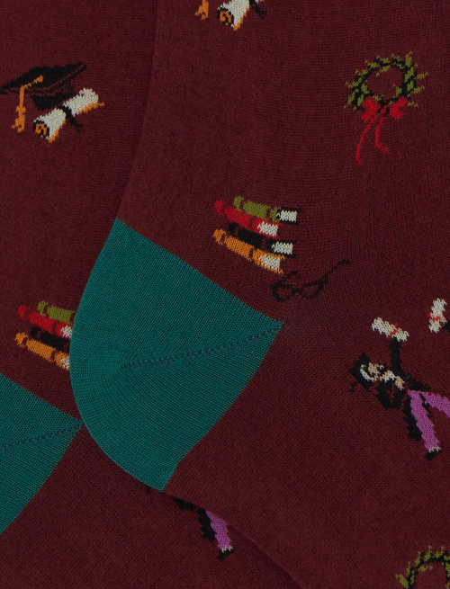 Calze lunghe uomo cotone fantasia laurea bordò - Love Dogs | Gallo 1927 - Official Online Shop