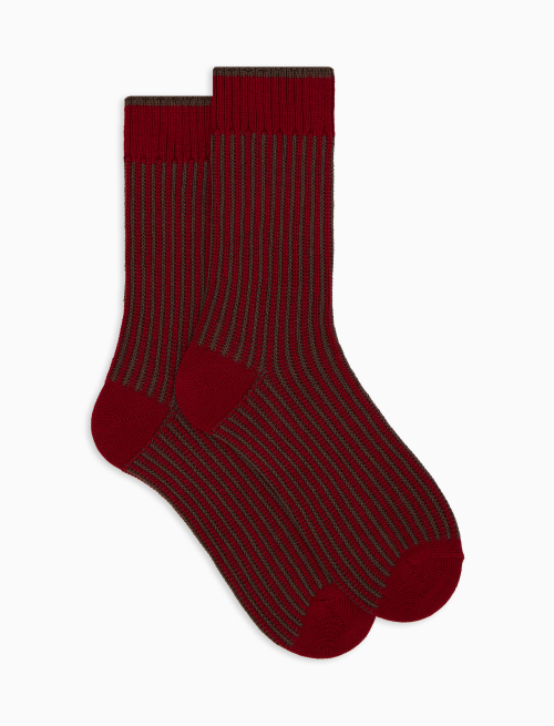 Unisex short burgundy wool, silk and cashmere socks with vertical stripes - Past Season | Gallo 1927 - Official Online Shop