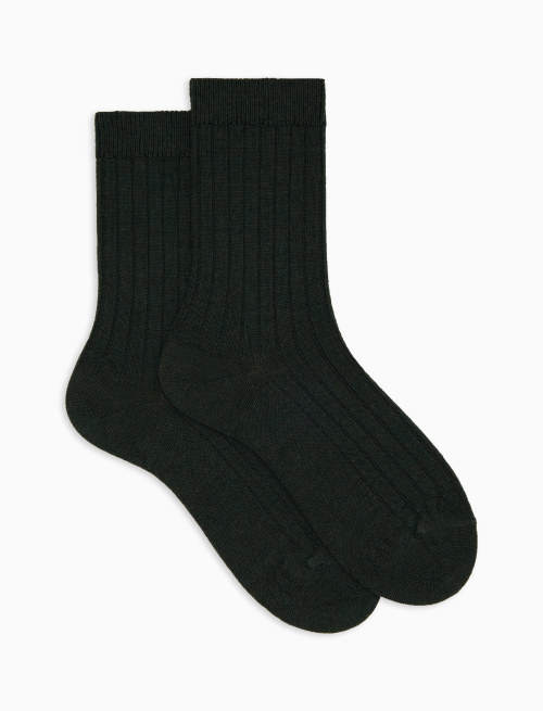 Women's short plain ribbed socks in green wool - Short | Gallo 1927 - Official Online Shop