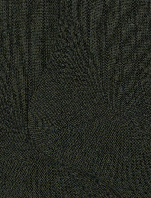 Men's long plain green ribbed wool socks - Man | Gallo 1927 - Official Online Shop