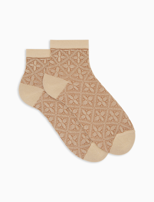 Women's beige ultra-short cotton socks with batik pattern - Super short | Gallo 1927 - Official Online Shop