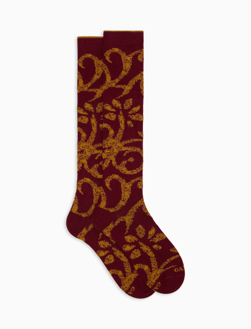 Women's long cotton socks in burgundy brocade pattern - Socks | Gallo 1927 - Official Online Shop