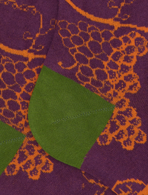 Women's long socks in purple cotton with grape pattern - Socks | Gallo 1927 - Official Online Shop