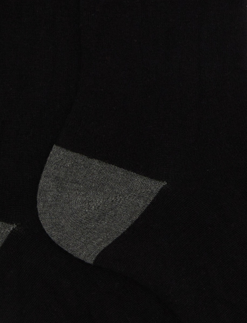 Men's short plain black cotton and cashmere socks with contrasting details - Man | Gallo 1927 - Official Online Shop