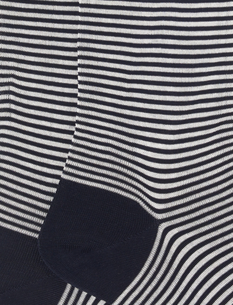 Men's long blue/cream cotton socks with Windsor stripes - Gallo 1927 - Official Online Shop