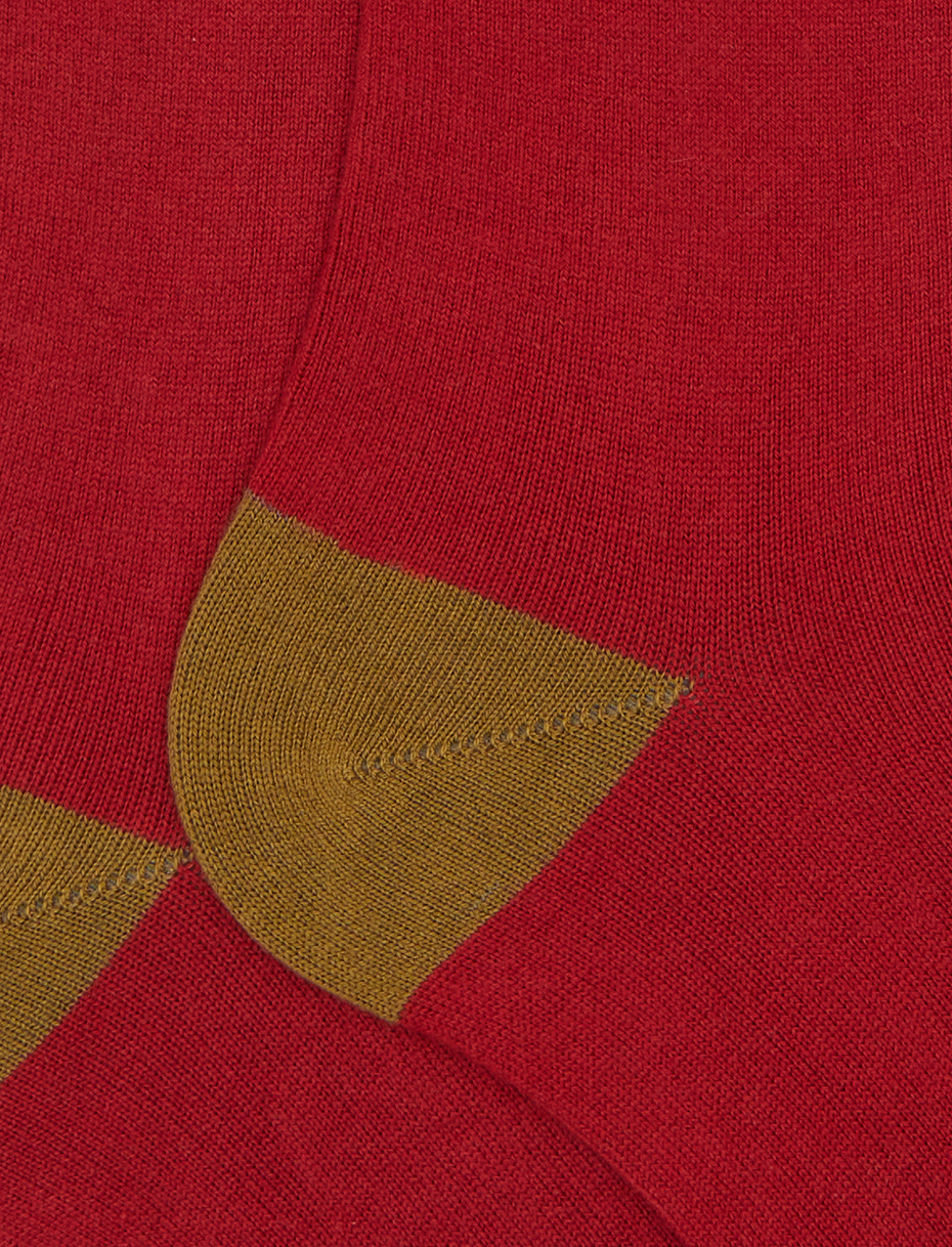 Women's long plain red cotton and cashmere socks with contrasting details - Gallo 1927 - Official Online Shop