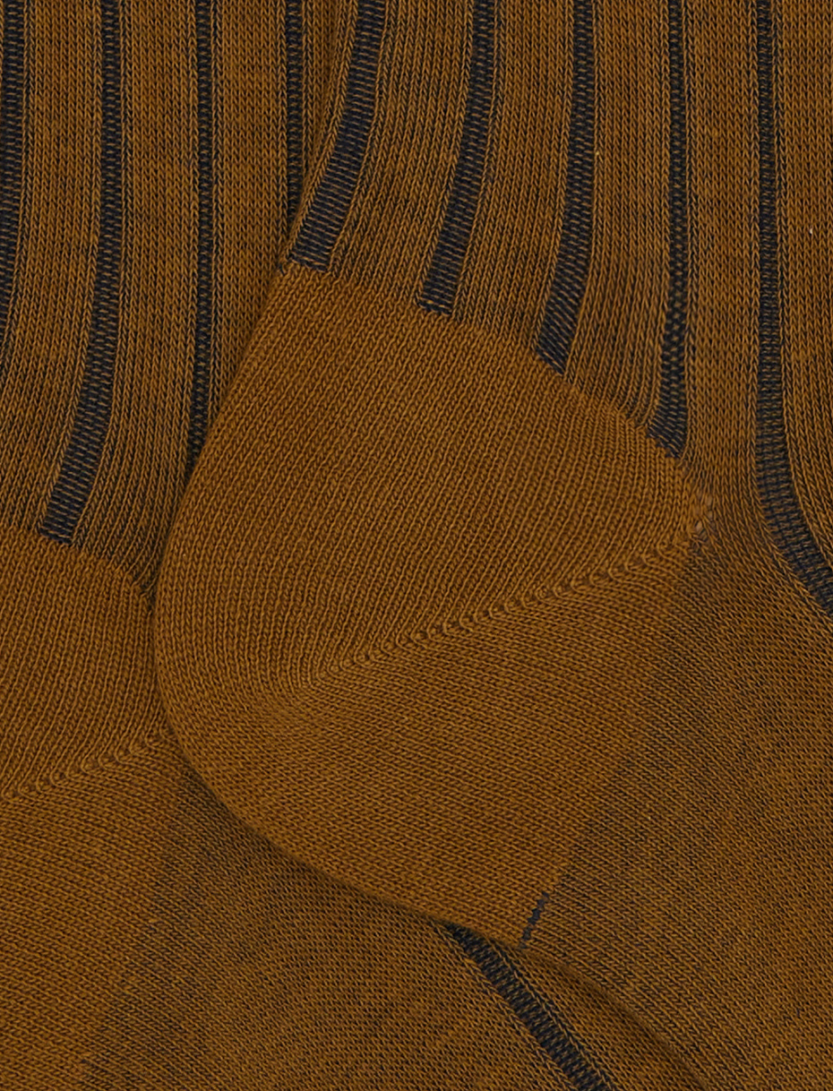 Calze lunghe uomo cotone giallo vanisé a coste larghe - Gallo 1927 - Official Online Shop