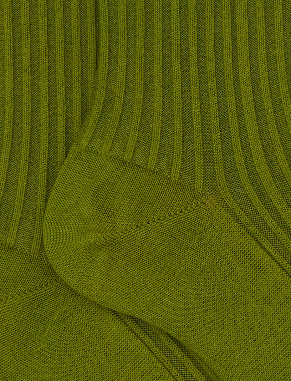 Unisex short plain green twin-rib cotton socks with Gallo writing at the toe - Gallo 1927 - Official Online Shop
