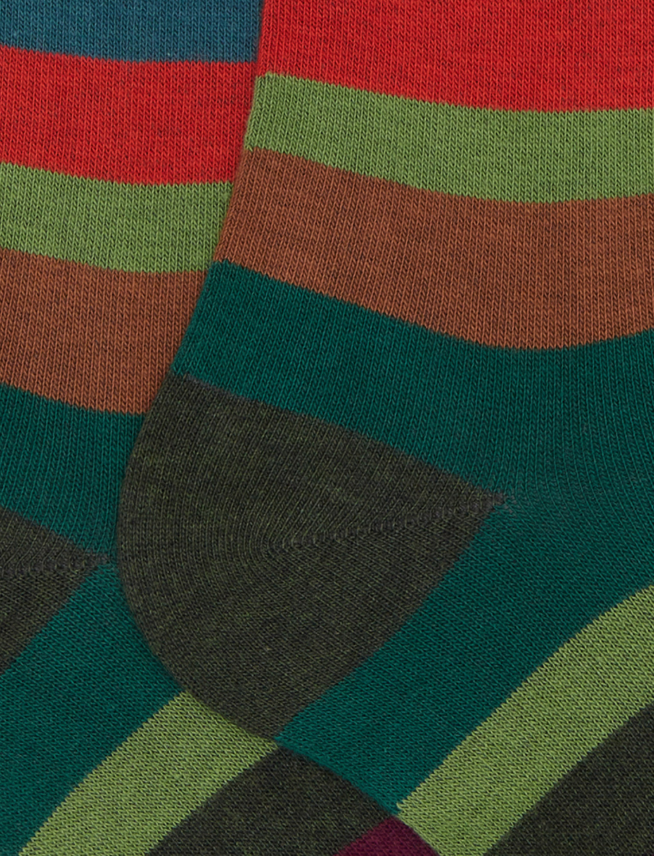 Men's long socks in green cotton with multicolored stripes in seven colors - Gallo 1927 - Official Online Shop
