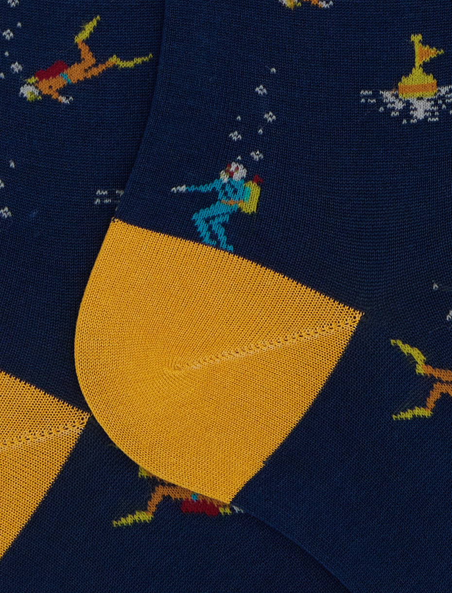 Men's long blue cotton socks with diving motif - Gallo 1927 - Official Online Shop