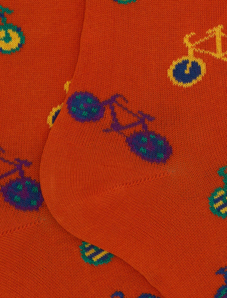 Men's long orange cotton socks with bicycle motif - Gallo 1927 - Official Online Shop