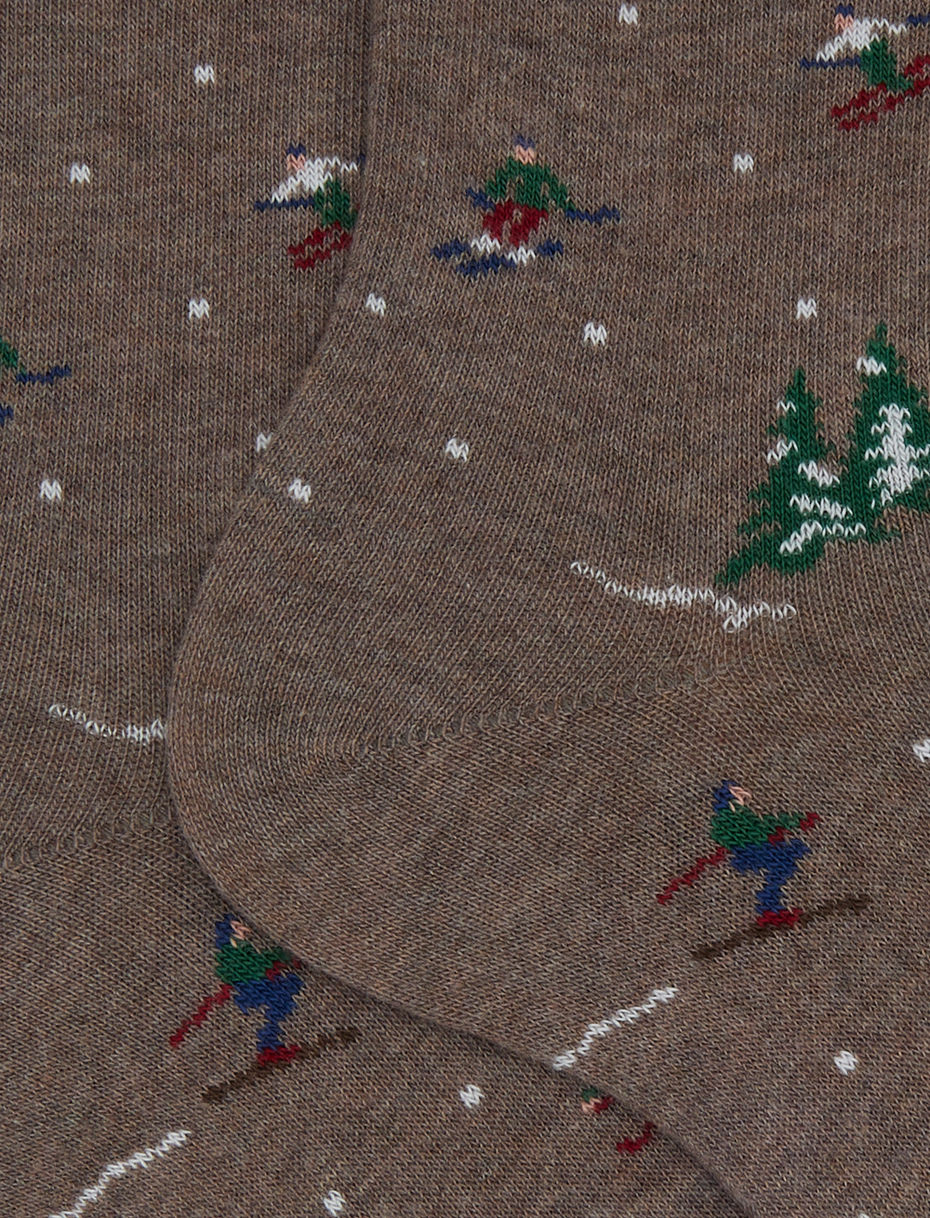 Calze corto donna cotone grigio fantasia montagna con sciatori - Gallo 1927 - Official Online Shop