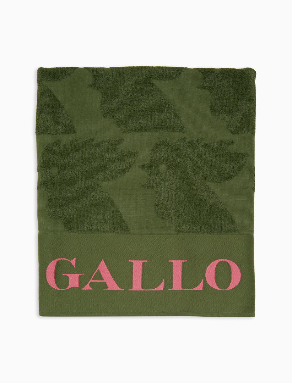 Unisex green cotton beach towel with contrast Gallo lettering - Gallo 1927 - Official Online Shop