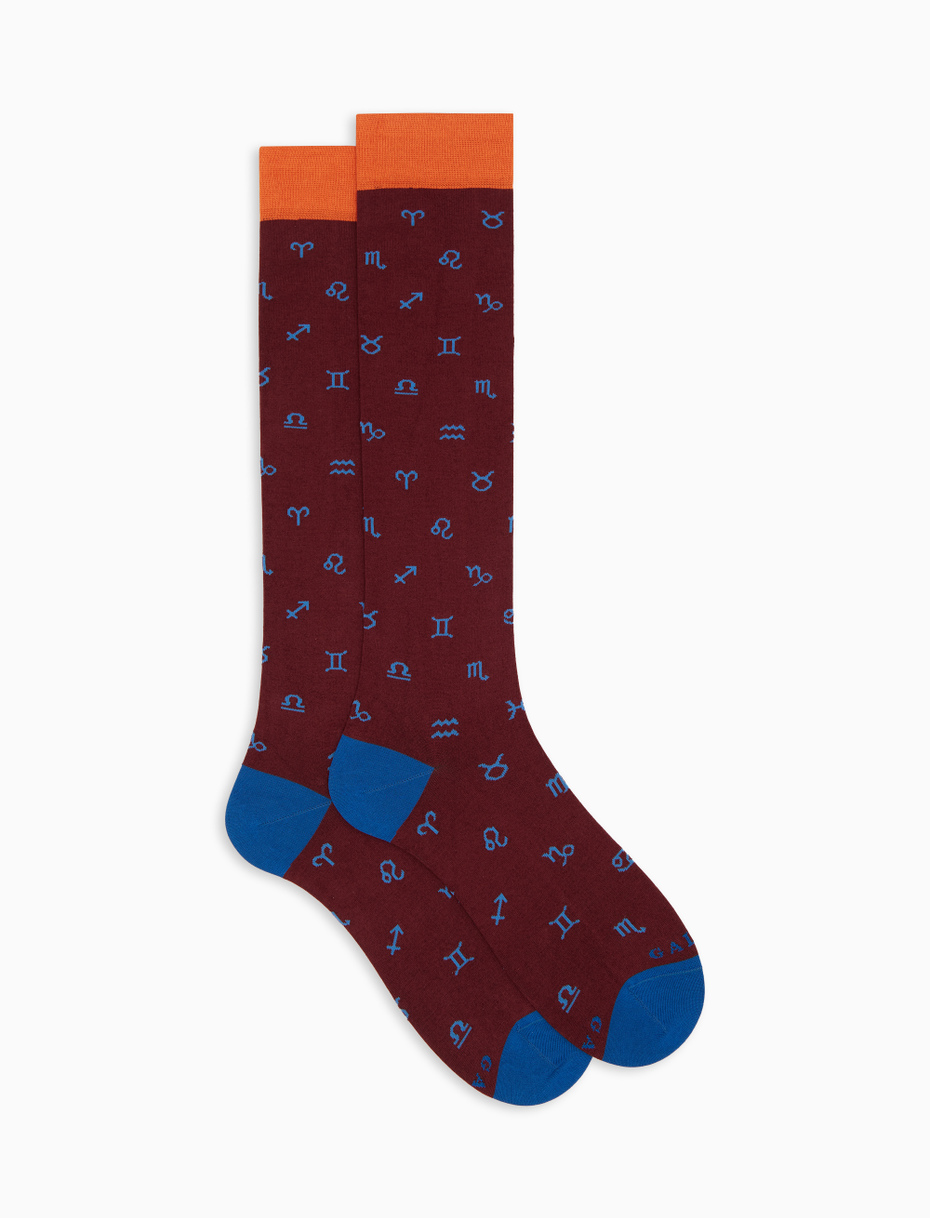 Men's long socks in burgundy cotton with zodiac signs pattern - Gallo 1927 - Official Online Shop