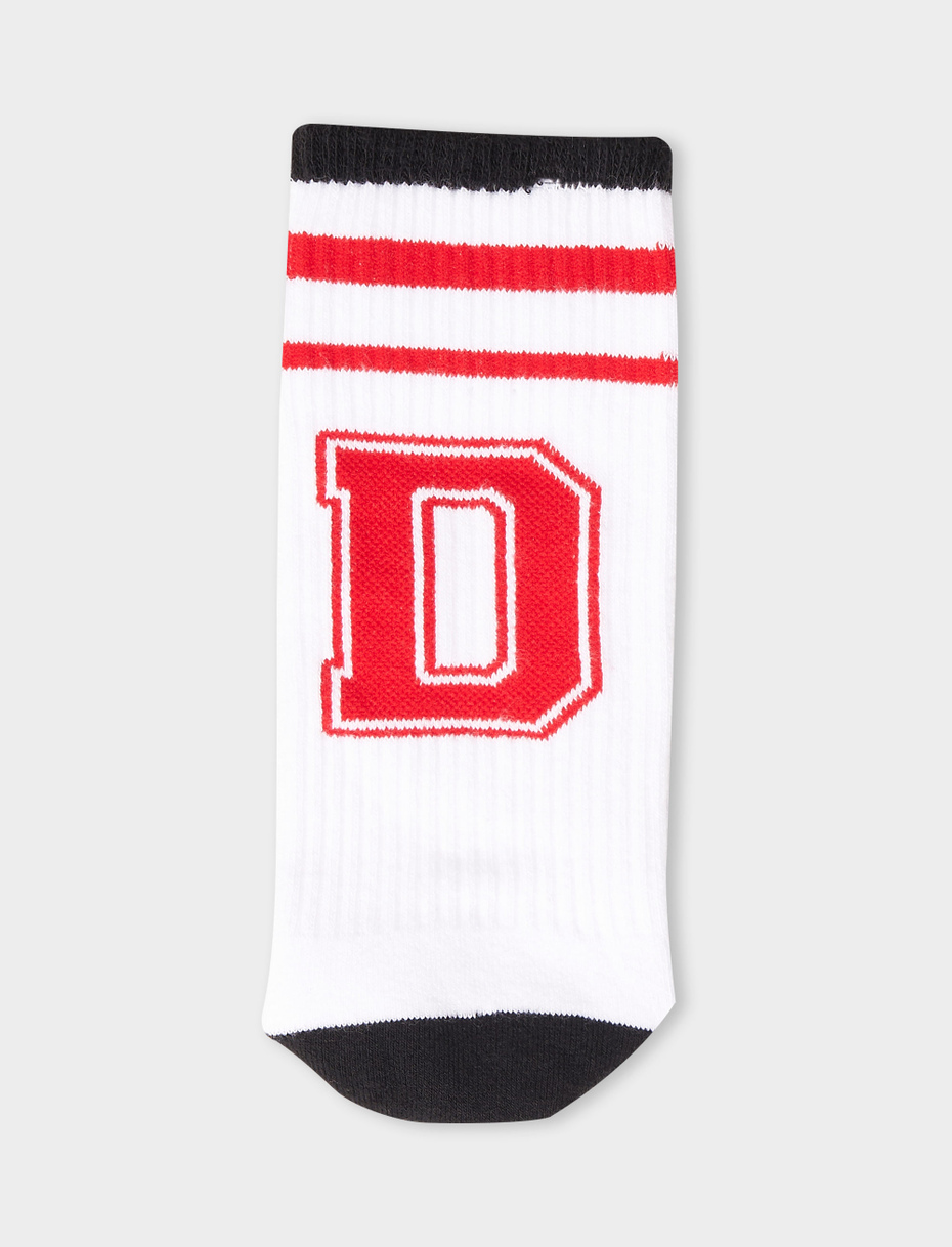 Unisex short sock in plain white cotton terry cloth with letter D. Individually sold. - Gallo 1927 - Official Online Shop